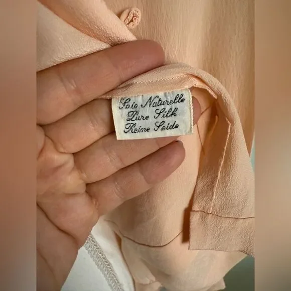 1950s Peony Silk Hand Embroidered Peach Pink Blouse - Picture 11 of 16